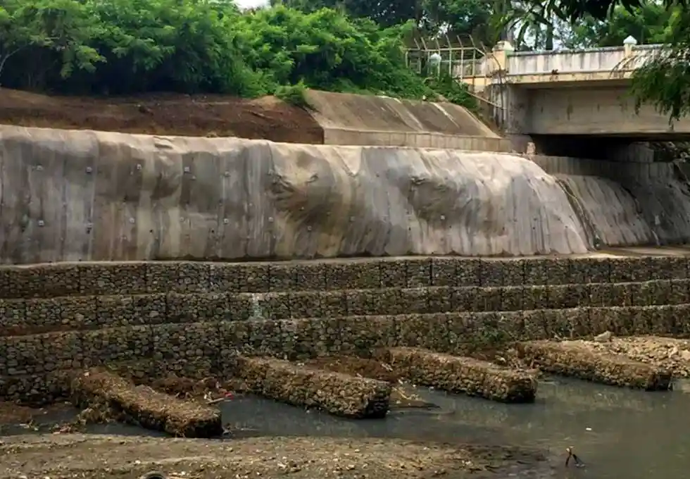 PGA Earth Structure Solutions Project 5